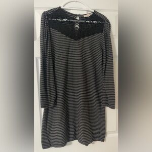 Loft Shift Dress Size L Gray Black Striped Crochet Neckline Long Sleeve Keyhole.